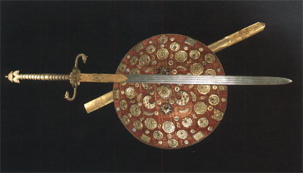 Государственный меч из дамасской стали и щит